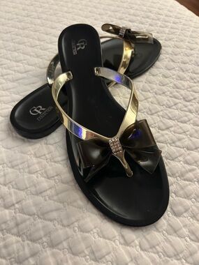 CR Collection Black Jelly Sandals with Gold Straps & rhinestones